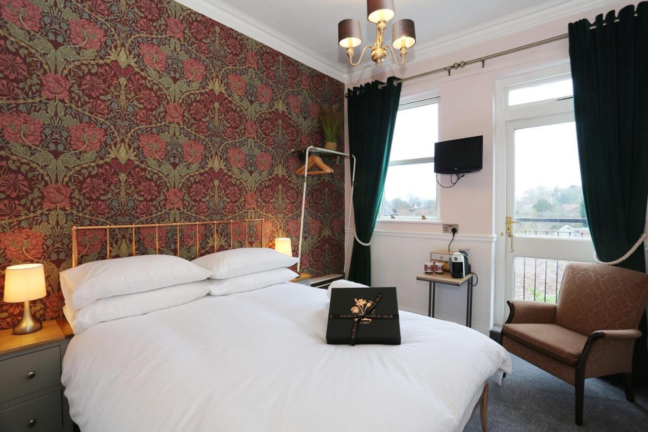 The Bishop And The Bison Bed and Breakfast York Værelse billede