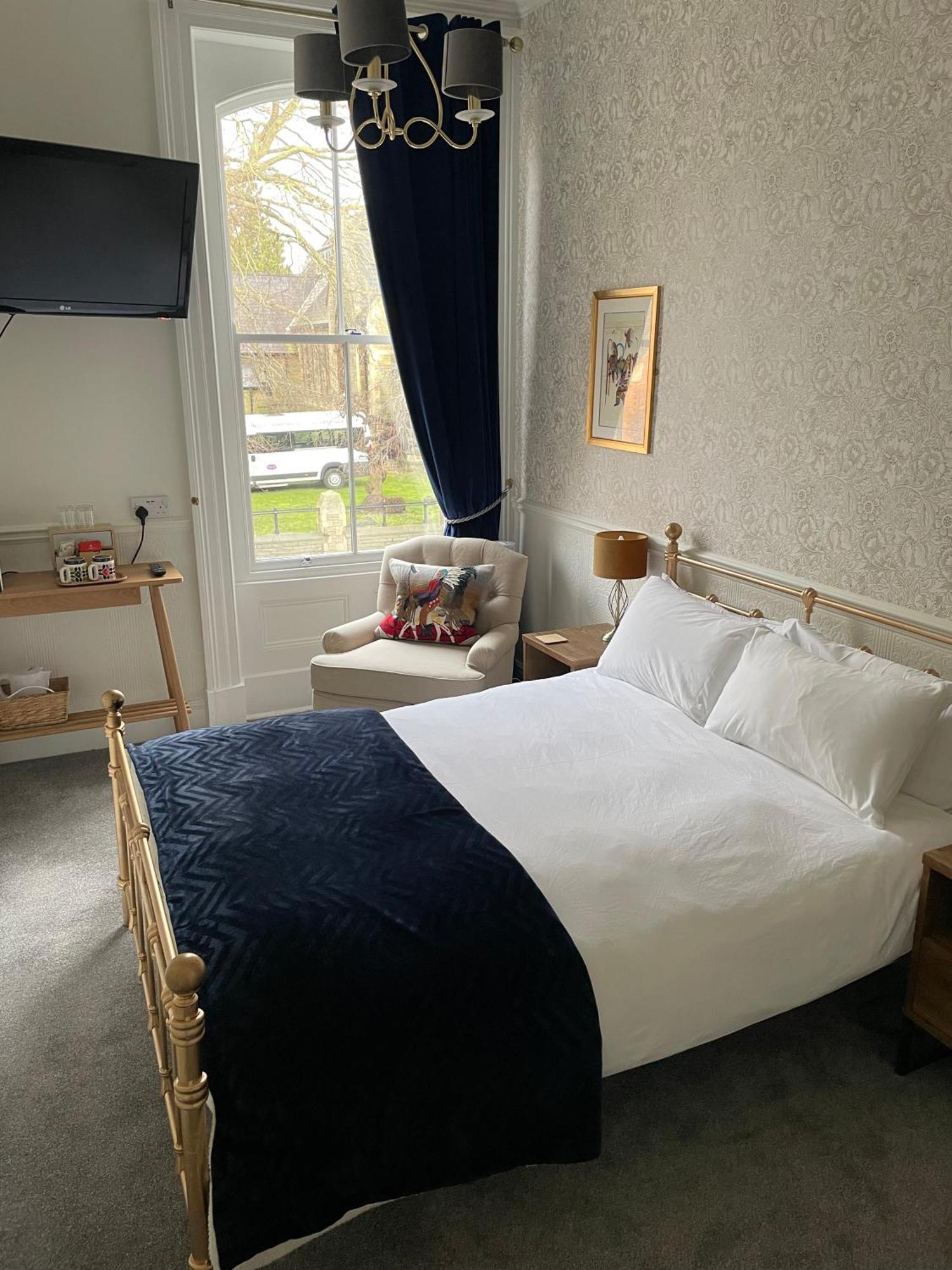 The Bishop And The Bison Bed and Breakfast York Værelse billede