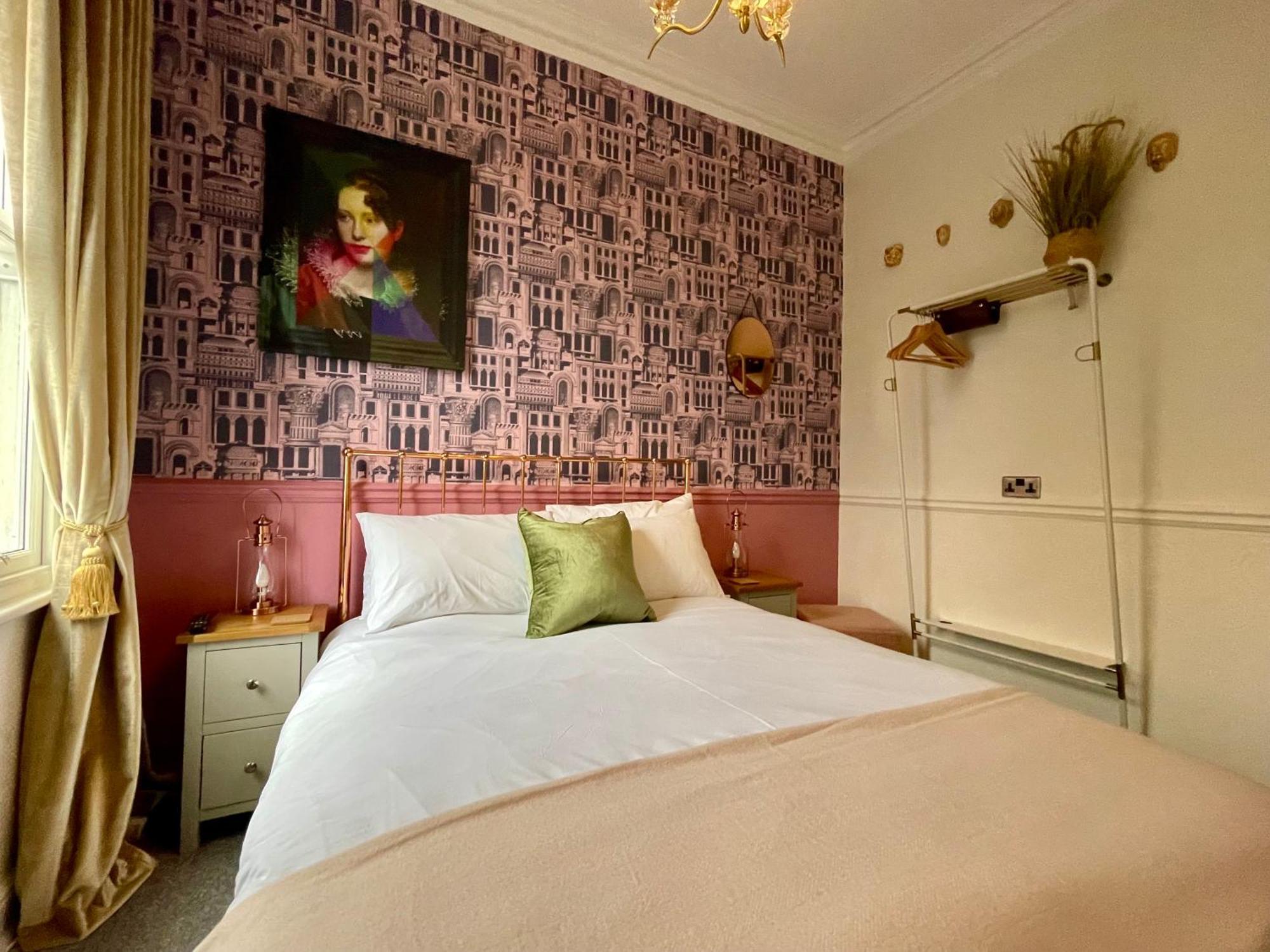 The Bishop And The Bison Bed and Breakfast York Værelse billede